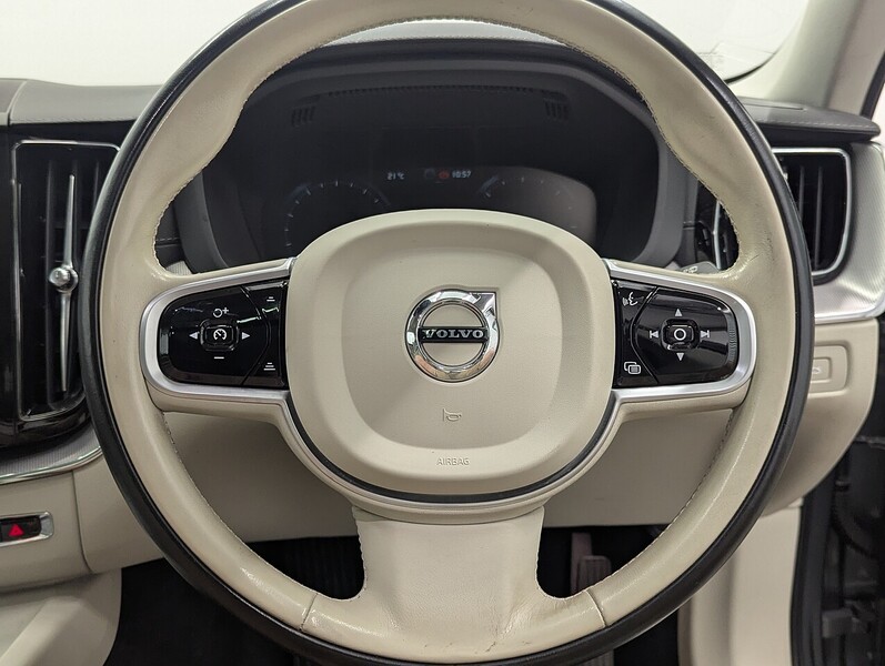 Volvo XC60 Photo freshmotors-710d084b43eabe46233c6ebea6c199baf47952fd.jpg