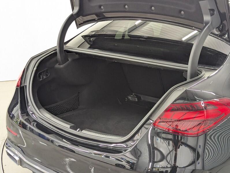 Mercedes-Benz C Class Photo freshmotors-71b04c7d2ab4a15de0cb68017206e93e830e3ae4.jpg