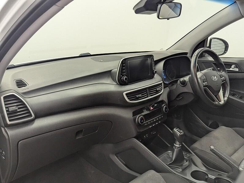 Hyundai TUCSON Photo freshmotors-72ef92d3fe371568d17e73d1fae1260a32ce6b86.jpg
