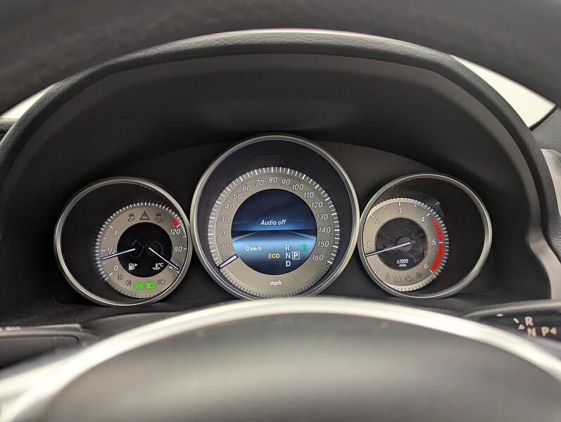 Mercedes-Benz E Class Photo freshmotors-736531d41fd823443c88484593065fd50b5bd40c.jpg