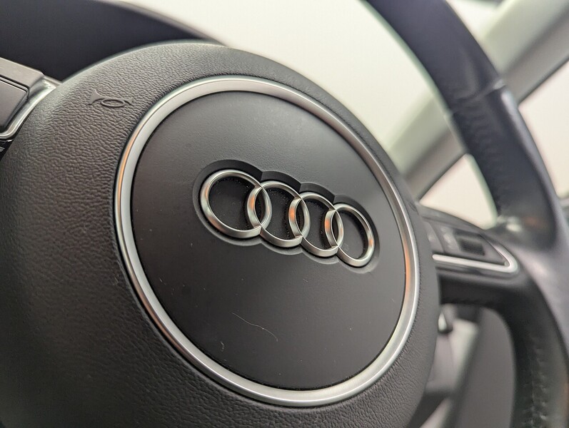 Audi A4 Photo freshmotors-74f5d1c520ffb072c90a555e58ec92f8c94431f3.jpg