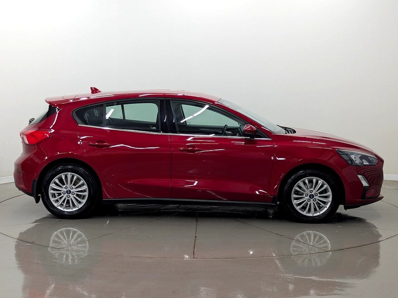 Ford Focus Photo freshmotors-7659f6d5a446f144697aa2276dcb527733b0c1b6.jpg