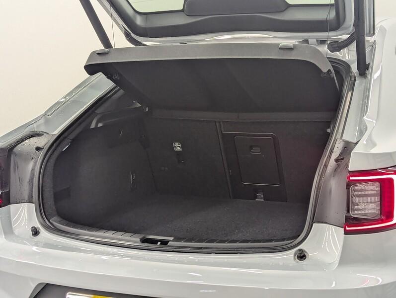 Polestar Polestar 2 Photo freshmotors-76b6830c4dee250e9ff6393091935bd874642a16.jpg