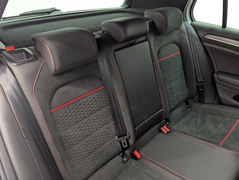 Volkswagen Golf Photo freshmotors-787a918ca802bc83b19fb2e94b212efb368ae096.jpg
