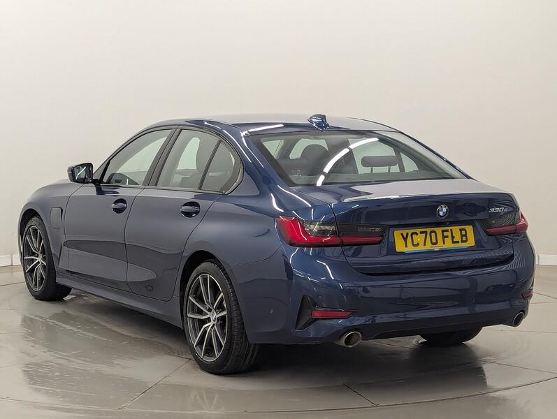 BMW 3 Series Photo freshmotors-79cbbdd23c6fdc2c1039b22656645a14fe06b6bb.jpg
