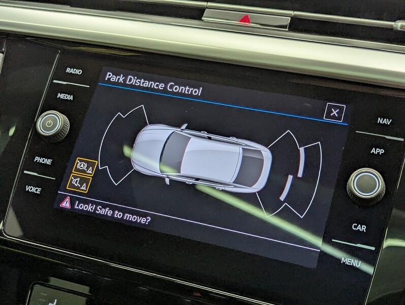 Volkswagen Arteon Photo freshmotors-7b56ccc1d98f18110b8d26681a28a0396929fdbf.jpg