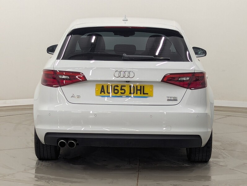 Audi A3 Photo freshmotors-7be3f36c8faaca8a6bc12a10df19e29389d695eb.jpg