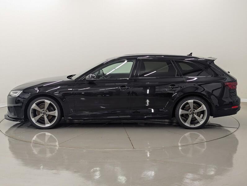 Audi A4 Avant Photo freshmotors-7cca8abeb2a5af8b3bd594070a9aea8dc4b232c6.jpg