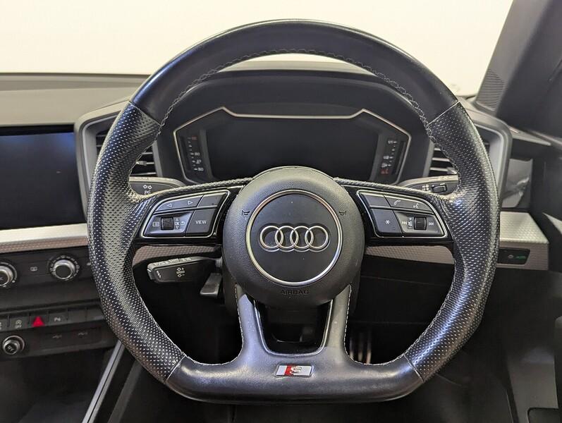 Audi A1 Photo freshmotors-7eb926eea02b095fdba511e8b7e5f3ae4b38ba9d.jpg