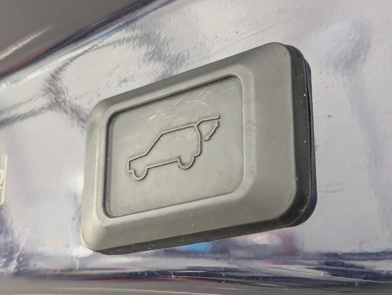 Toyota RAV4 Photo freshmotors-835898375b041bf03ca4c0260e3427fada3bb1b8.jpg