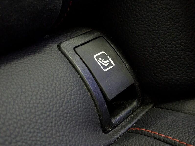Mercedes-Benz C Class Photo freshmotors-838c83c276b2f27296bae04e58bc596e472a11a9.jpg