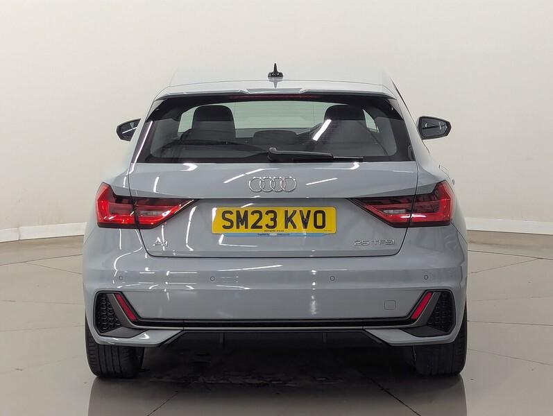 Audi A1 Photo freshmotors-83e9bf11742b3e17780d38141ce1b5c844b2543b.jpg