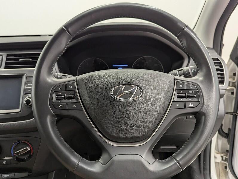 Hyundai i20 Photo freshmotors-84529b6137fe3f05a7c265c73f131b0789af5095.jpg