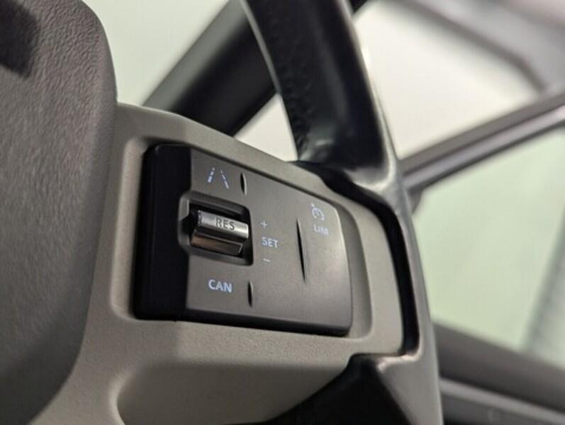 Land Rover Defender 110 Photo freshmotors-8724ee983bcd060ce1ee26f5c743efe2703b6feb.jpg