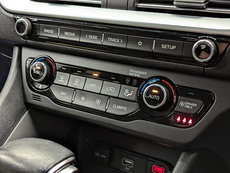 Kia Niro Photo freshmotors-874921fff2a153f11298cee53d2fc400c757a146.jpg