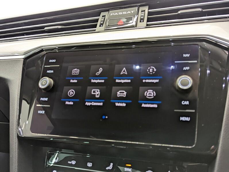 Volkswagen Passat Photo freshmotors-88bf400848467e903f2c936c1ebe963d78560edc.jpg