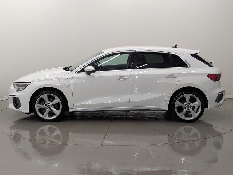 Audi A3 Photo freshmotors-8926d36cdefc3a3bd1005aa4aa17a6de38f903a0.jpg
