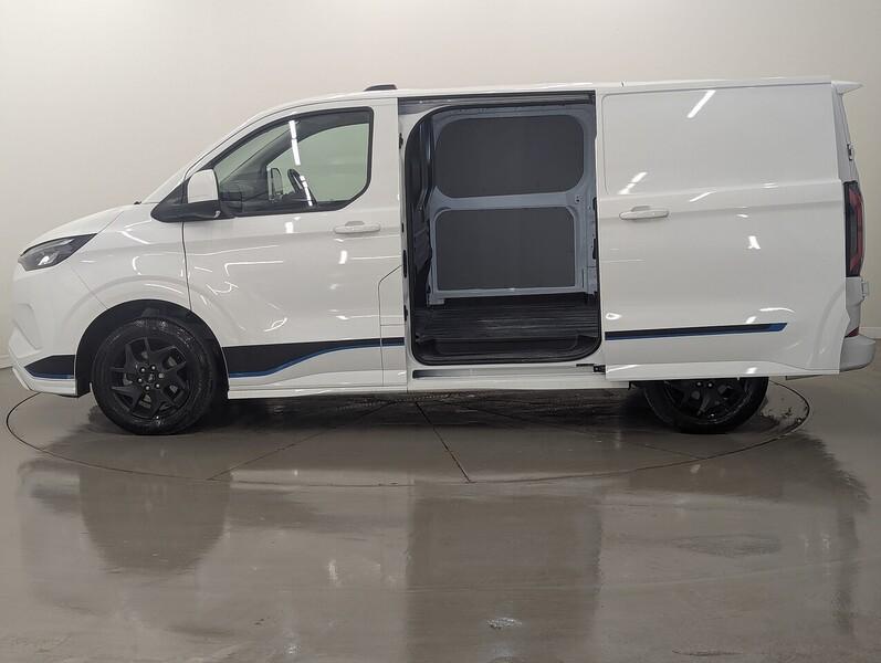 Ford E-Transit Custom Photo freshmotors-8a8e9cf1d1344011821e9ba7af67d7a7de7f4301.jpg