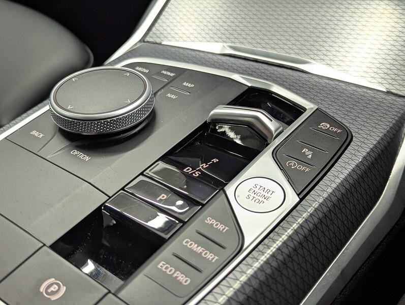 BMW 3 Series Photo freshmotors-8ad9da04c9f5ed5c0f712c10b45e74627c7a0787.jpg