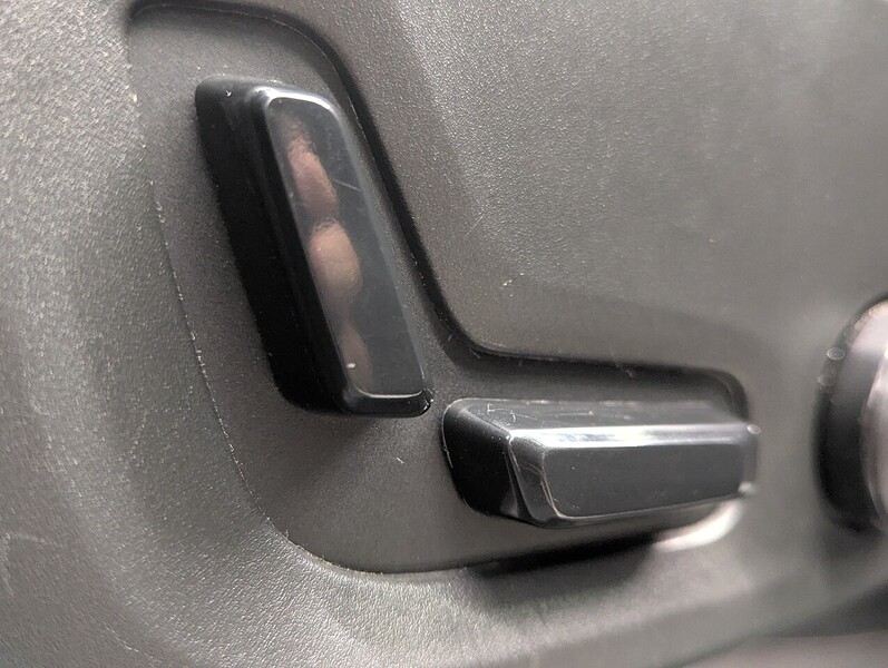 Volvo XC60 Photo freshmotors-8b6d2632289d09a26a3a8ebd564fd31e3fd4bb7d.jpg