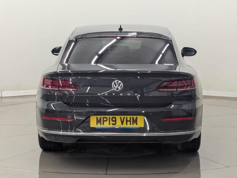 Volkswagen Arteon Photo freshmotors-8cbb82ad13f00ee04b97a33b4dee6d2471156eb7.jpg