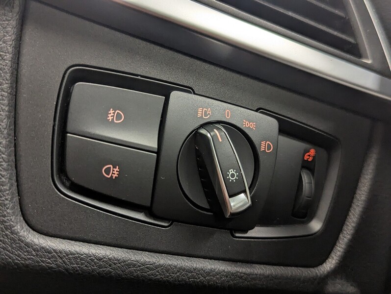 BMW 3 Series Photo freshmotors-8e74c062023bceb0d6c75de220dcceed05896b55.jpg