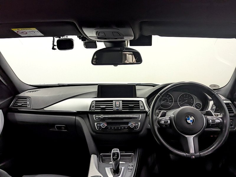 BMW 3 Series Photo freshmotors-8f1d0e41ca11165c160975506c11465cf5d36189.jpg