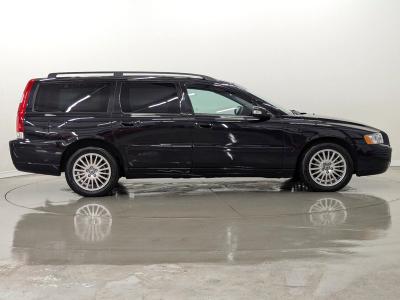 Volvo V70 Photo freshmotors-919cf05b95a71d399dd4ad60b1aa20b8cc671942.jpg
