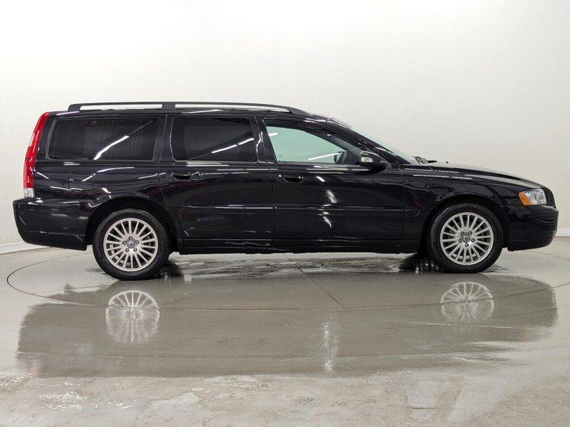 Volvo V70 Photo freshmotors-919cf05b95a71d399dd4ad60b1aa20b8cc671942.jpg