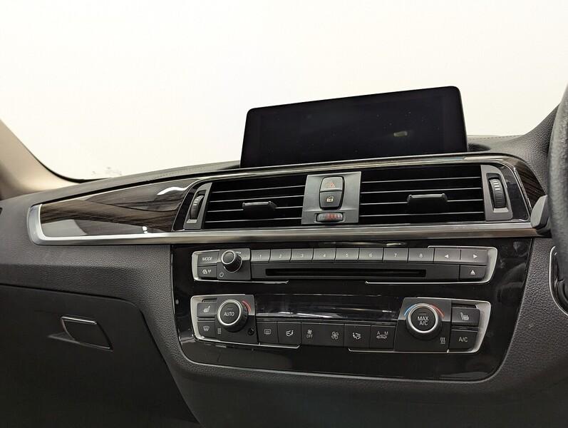 BMW 1 Series Photo freshmotors-92704663f6dafe381d0e8f1719b5b4df6865b5d3.jpg