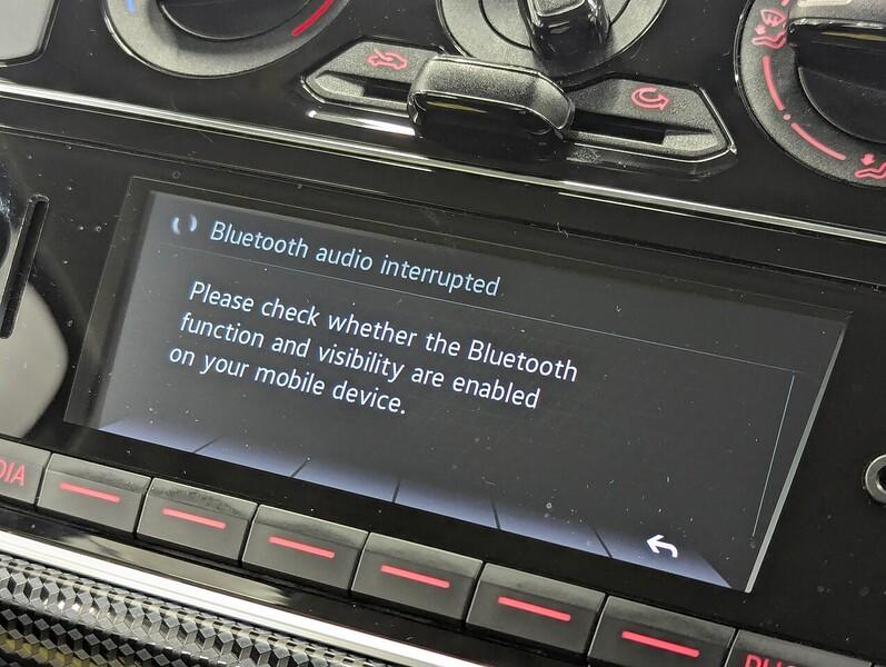 Volkswagen up! Photo freshmotors-9450019e2b0c90f38adc1390066e5aa8a7c8ab16.jpg