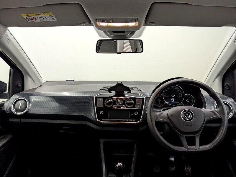 Volkswagen up! Photo freshmotors-974619bd83b9207a9ae465a32bca2a4f29d60dc8.jpg
