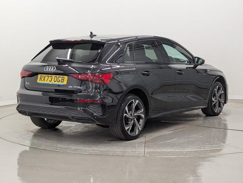 Audi A3 Photo freshmotors-97f4f251af2370f4f4c27c6197ade81a522d0a3c.jpg