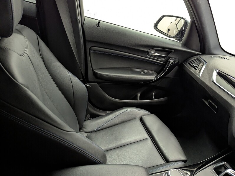 BMW 1 Series Photo freshmotors-99808facf718783f6184af2bd0a7a3541e5d8346.jpg