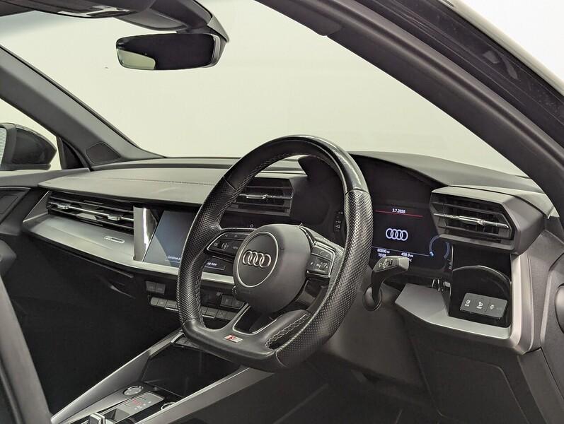 Audi A3 Photo freshmotors-9aa8f370989ee7a14ebf0a30757d7d1bcc61eeaf.jpg