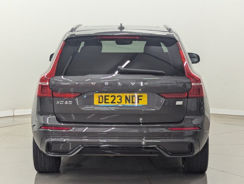 Volvo XC60 Photo freshmotors-9accace789f640bfe16ef4c4bed2a819de3c821e.jpg
