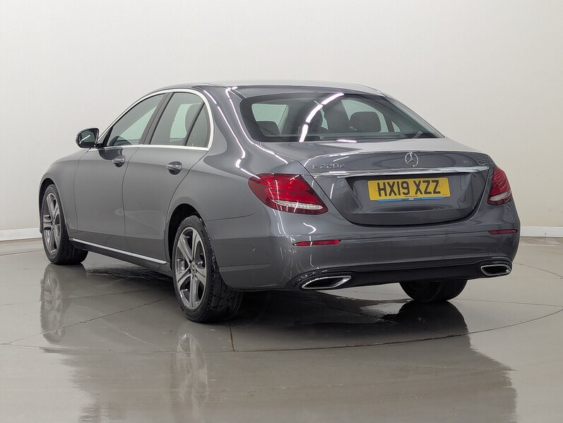Mercedes-Benz E Class Photo freshmotors-9c4e56abab110a41eeabace3af1a5330e9bfdfaf.jpg