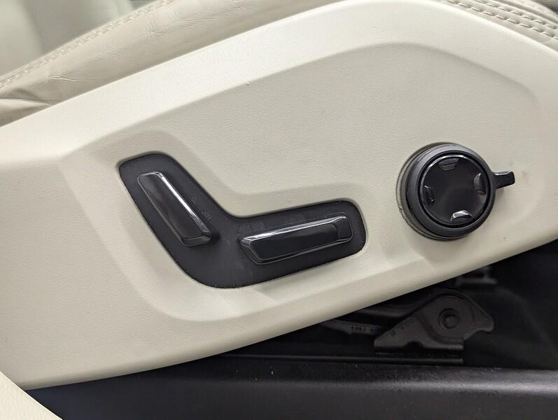 Volvo XC60 Photo freshmotors-9eb9f6b77a80a0a12bdc12ddb9564ee1a87b255e.jpg