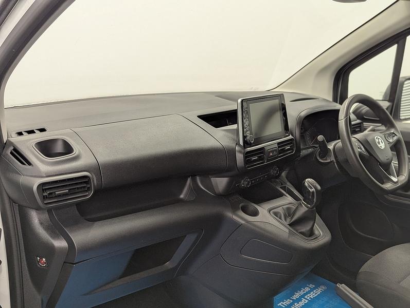 Vauxhall Combo Photo freshmotors-9f119ccbcdeb4e5c1d17f8acce940881d7e73533.jpg