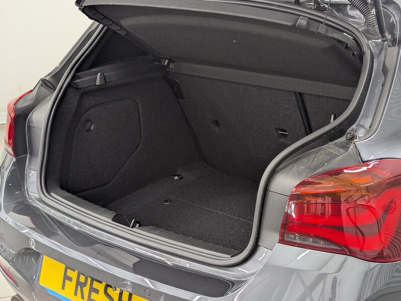 BMW 1 Series Photo freshmotors-9f7b4532a517501afb92aa8235db1666cbee4dc3.jpg