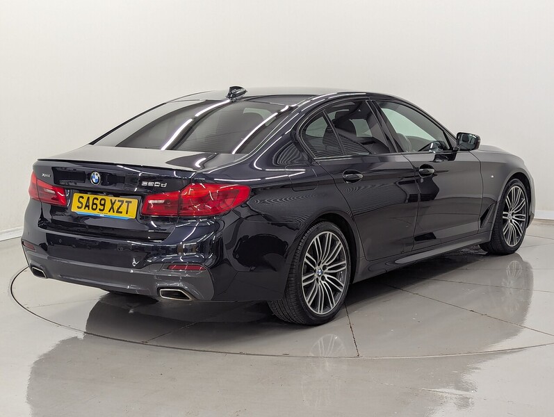 BMW 5 Series Photo freshmotors-9f84fdbf4e6ed94db166e43b3b1db3d704b5b1ac.jpg