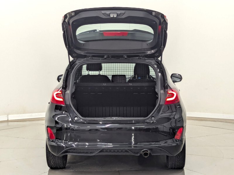 Ford Fiesta Van Photo freshmotors-a198be74126b5bebbc2a3154feeb79f42d8ce384.jpg