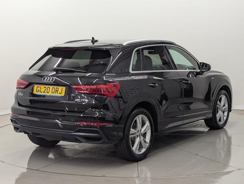 Audi Q3 Photo freshmotors-a2419f91d78db6e5be91e10edb965014f9aafa68.jpg