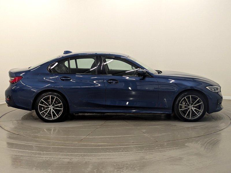 BMW 3 Series Photo freshmotors-a330ec1eca515c1ade14ba7e259436f08fd8011e.jpg