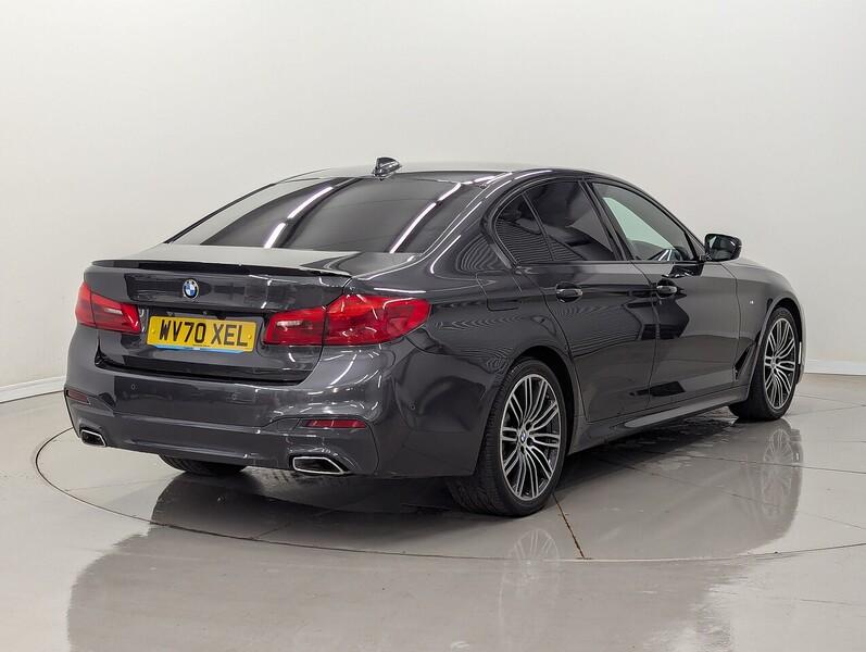 BMW 5 Series Photo freshmotors-a3b9a0c0bd2005f7aea4887807f46e7a56751daa.jpg