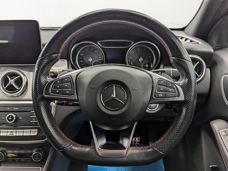 Mercedes-Benz GLA Photo freshmotors-a882bfc5661bd2eb421aad5150f37afccba9e89f.jpg