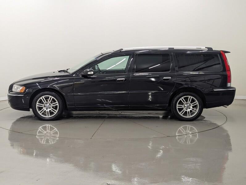 Volvo V70 Photo freshmotors-ae472c3447a5d5232d5fa71e6512b21f71741ea9.jpg