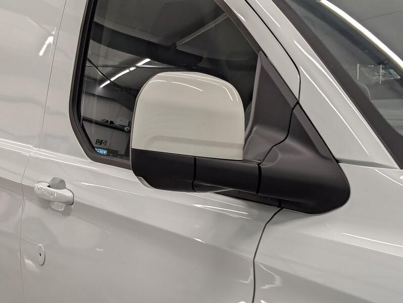 Ford E-Transit Custom Photo freshmotors-ae7c9c870764392eca7bb5166c1e3d32ff786f59.jpg