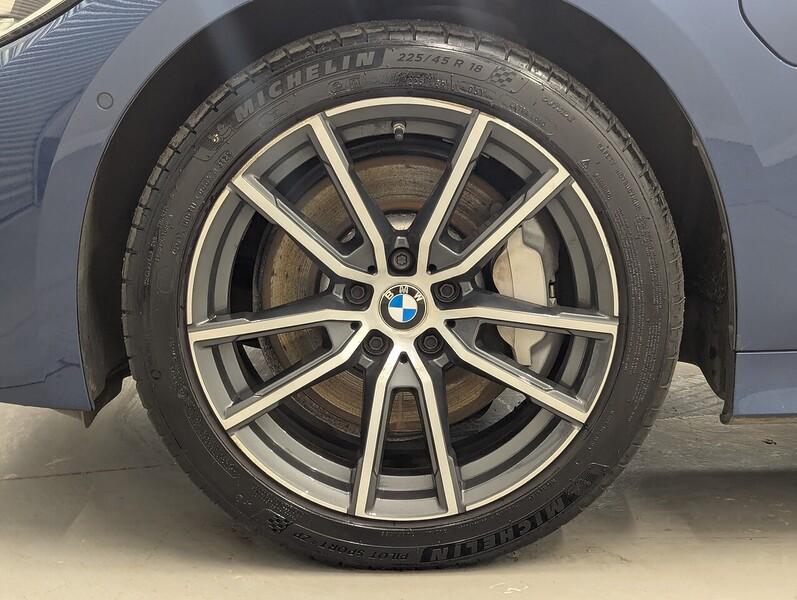 BMW 3 Series Photo freshmotors-aef8f0eb44fc236532c00245d555e770e51384c4.jpg