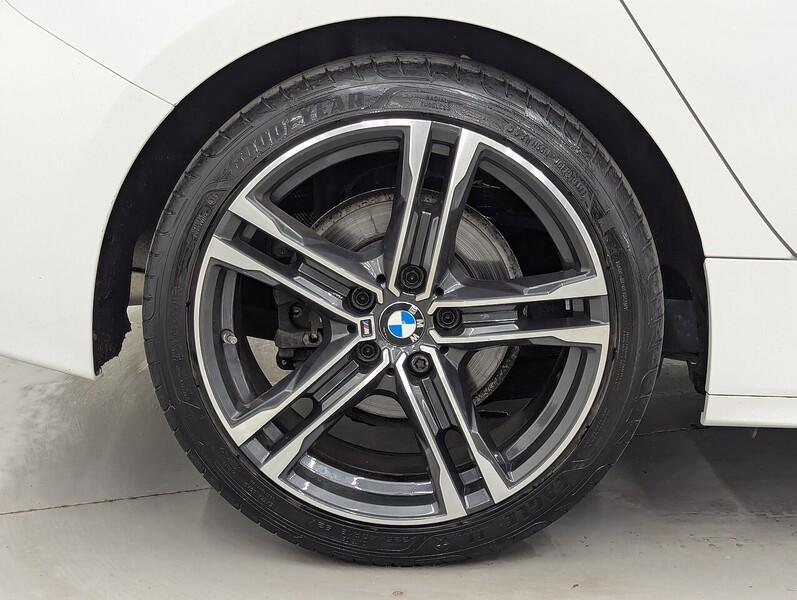 BMW 1 Series Photo freshmotors-b004fa8a381bec4e648428ae4f98a3816ea21d3f.jpg
